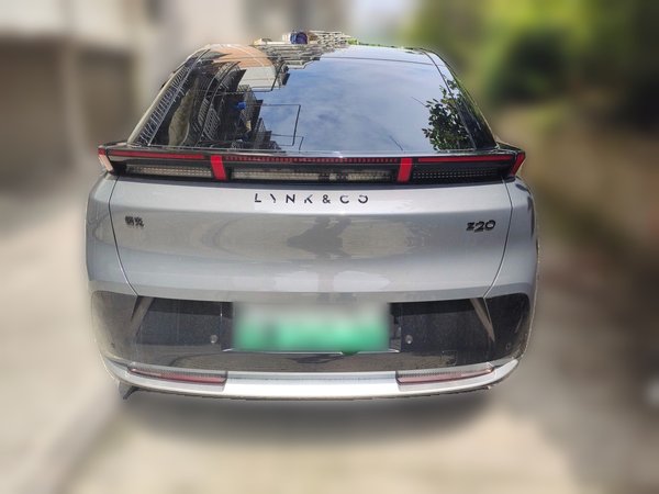 Lynk & Co Z20 2025, 1700 км, за 18638 USD