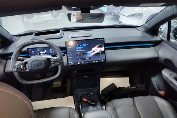 Lynk & Co Z20 2025, 31200 км, за 17343 USD