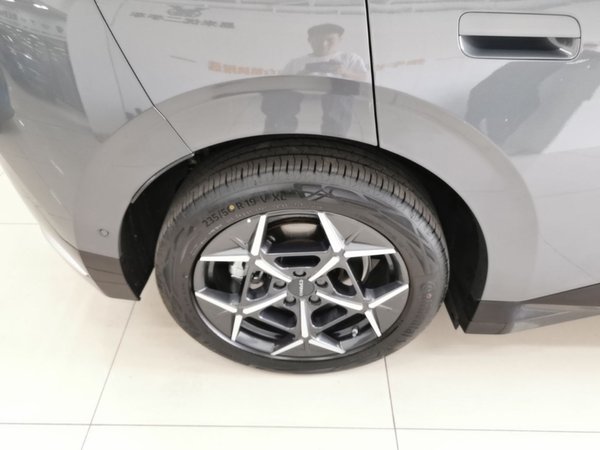 Lynk & Co Z20 2025, 9400 км, за 17013 USD - фото 10