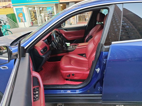 Maserati Levante 2018, 113200 км, за 31278 USD - фото 16