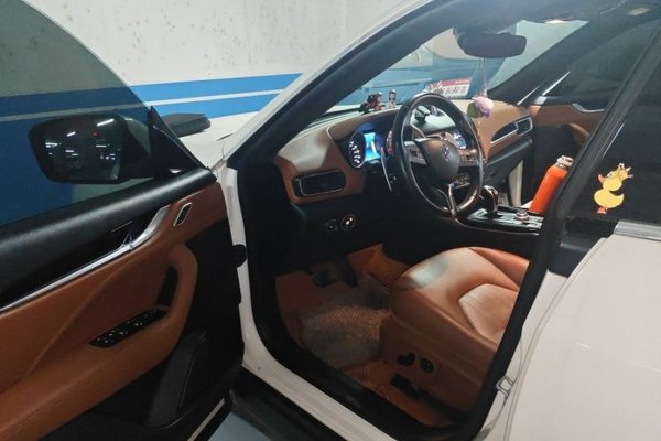 Maserati Levante 2018, 131200 км, за 32035 USD - фото 17
