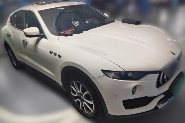 Maserati Levante 2018, 131200 км, за 32035 USD