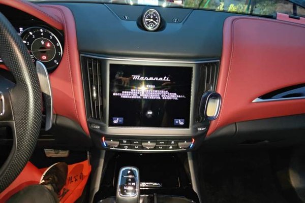 Maserati Levante 2022, 50400 км, за 56169 USD - фото 14