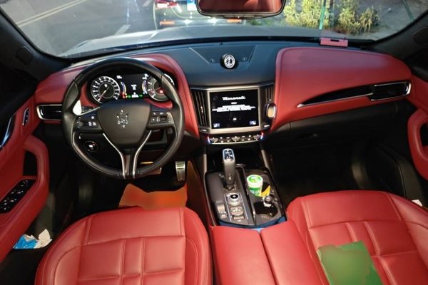Maserati Levante 2022, 50400 км, за 56169 USD - фото 10