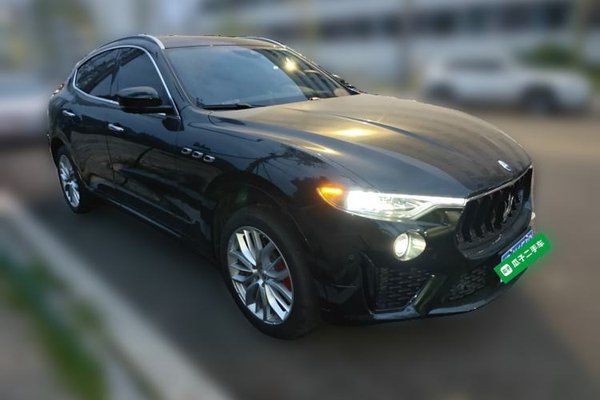 Maserati Levante 2022, 50400 км, за 56169 USD