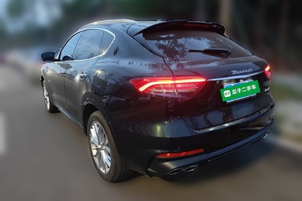 Maserati Levante 2022, 50400 км, за 56169 USD