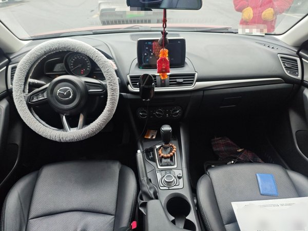 Mazda Mazda 3 Axela 2017, 33400 км, за 8553 USD - фото 10