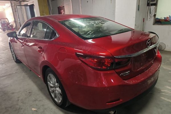 Mazda Atenza 2015, 73100 км, за 8114 USD