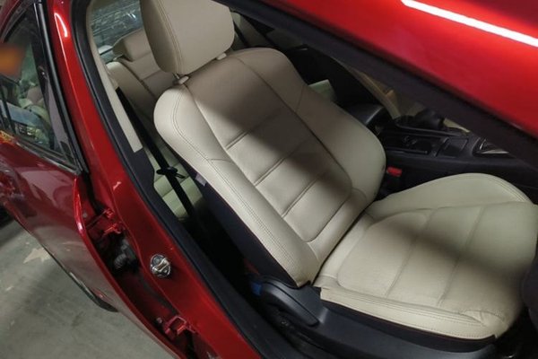 Mazda Atenza 2015, 73100 км, за 8114 USD - фото 28