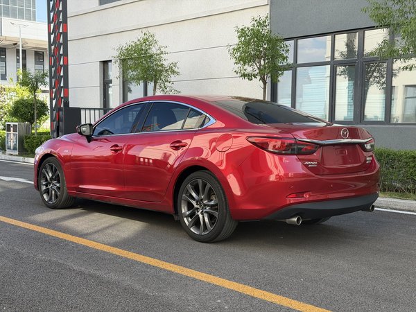 Mazda Atenza 2017, 17000 км, за 12341 USD