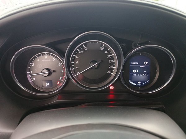 Mazda Atenza 2017, 131400 км, за 9848 USD - фото 10