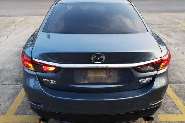 Mazda Atenza 2018, 94300 км, за 12147 USD