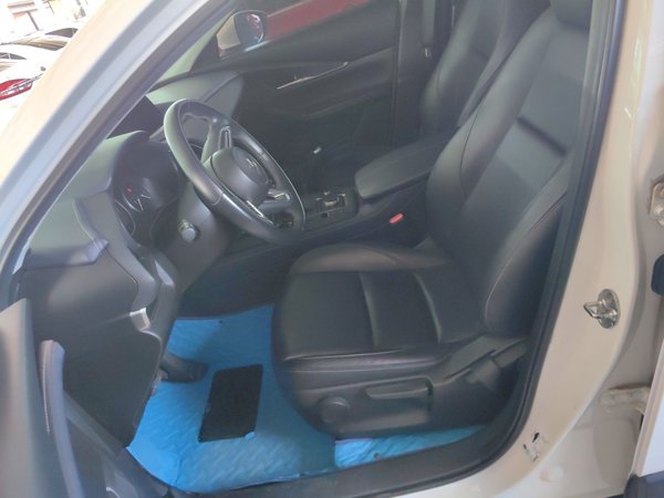 Mazda CX-30 2021, 68400 км, за 12325 USD - фото 16