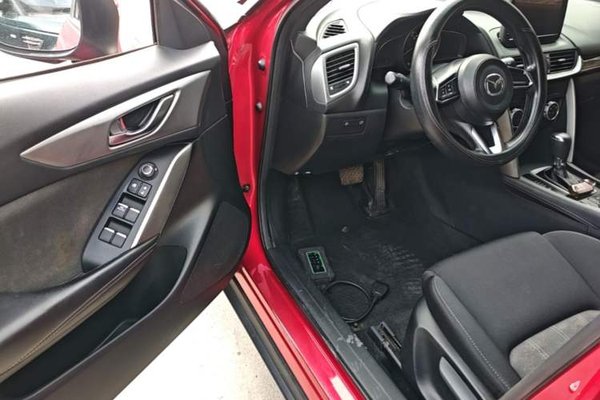 Mazda CX-4 2018, 81500 км, за 8719 USD - фото 19