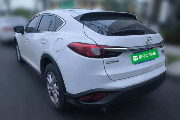 Mazda CX-4 2018, 105600 км, за 7326 USD
