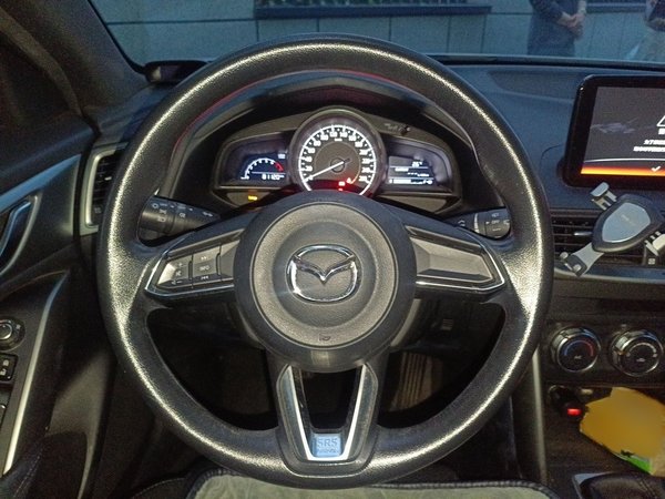 Mazda CX-4 2018, 81100 км, за 11234 USD - фото 9