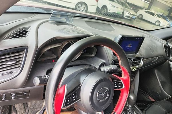 Mazda CX-4 2021, 55300 км, за 11909 USD - фото 17