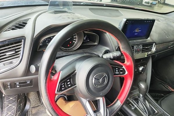 Mazda CX-4 2021, 55300 км, за 11909 USD - фото 18