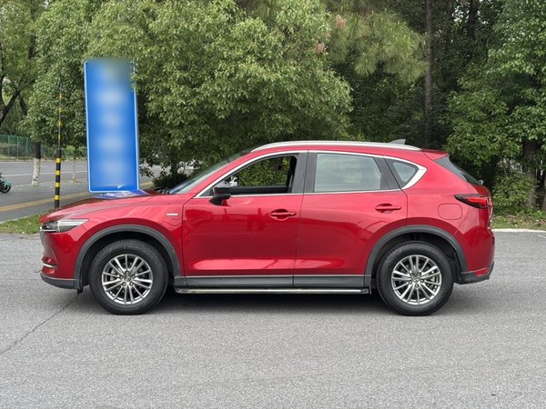 Mazda CX-5 2017, 113900 км, за 9954 USD