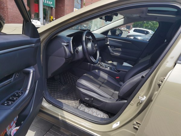 Mazda CX-50 2023, 11500 км, за 25158 USD - фото 19