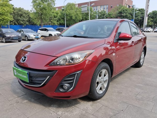 Mazda 3 · 2015 год