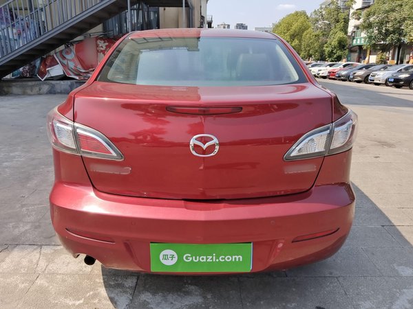 Mazda 3 2015, 91700 км, за 5873 USD
