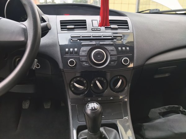 Mazda 3 2015, 135700 км, за 4402 USD - фото 12