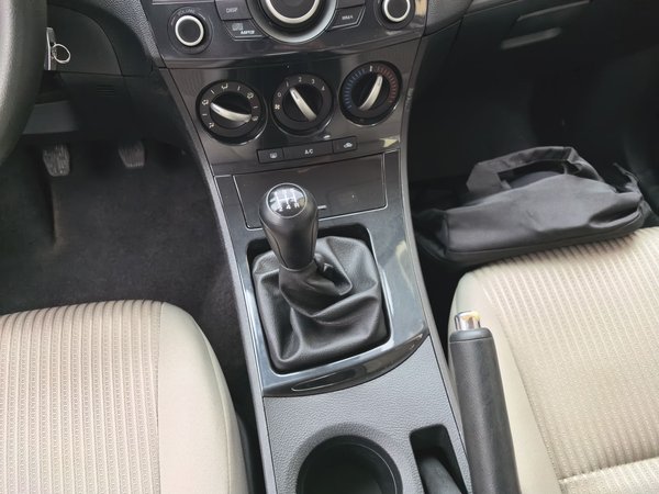 Mazda 3 2015, 135700 км, за 4402 USD - фото 13