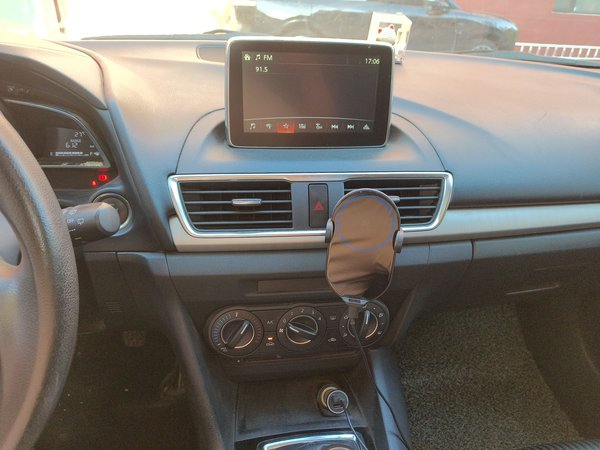 Mazda Mazda 3 Axela 2014, 111000 км, за 6702 USD - фото 12