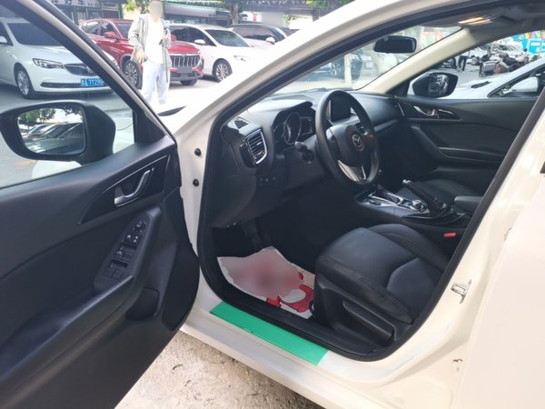 Mazda Mazda 3 Axela 2014, 96800 км, за 6613 USD - фото 19