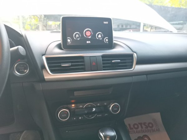 Mazda Mazda 3 Axela 2014, 96800 км, за 6613 USD - фото 16