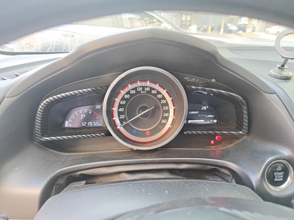 Mazda Mazda 3 Axela 2016, 121900 км, за 5403 USD - фото 12