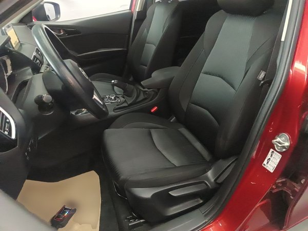 Mazda Mazda 3 Axela 2016, 128500 км, за 7108 USD - фото 18