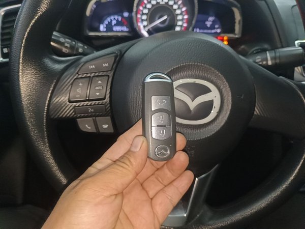 Mazda Mazda 3 Axela 2016, 128500 км, за 7108 USD - фото 12
