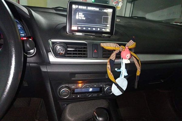 Mazda Mazda 3 Axela 2016, 85600 км, за 6345 USD - фото 14