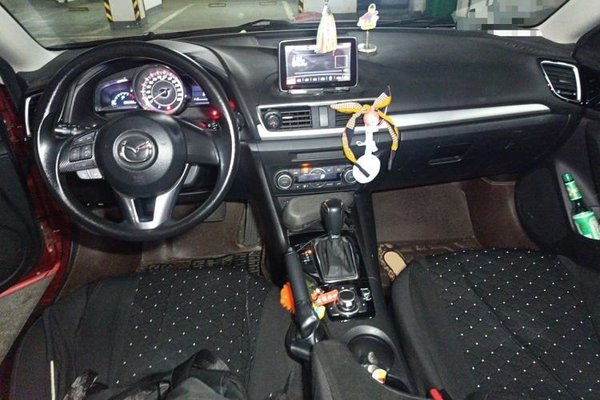 Mazda Mazda 3 Axela 2016, 85600 км, за 6345 USD - фото 10
