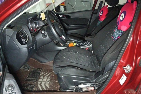 Mazda Mazda 3 Axela 2016, 85600 км, за 6345 USD - фото 16