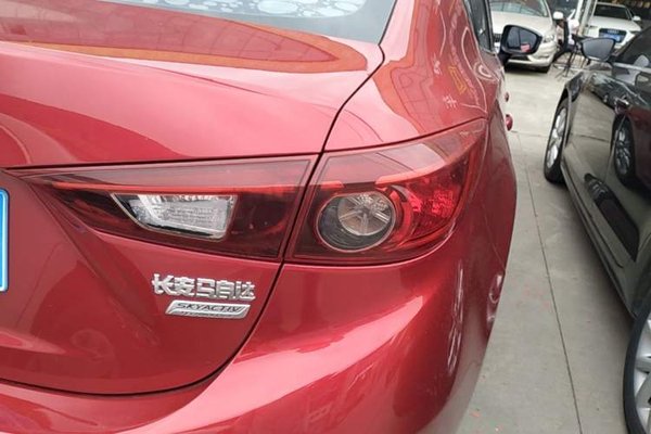Mazda Mazda 3 Axela 2016, 93699 км, за 7249 USD - фото 7