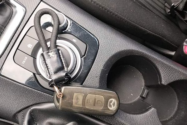 Mazda Mazda 3 Axela 2016, 93699 км, за 7249 USD - фото 12