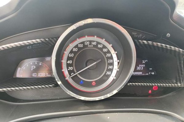 Mazda Mazda 3 Axela 2016, 101000 км, за 6646 USD - фото 20