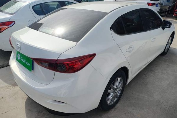 Mazda Mazda 3 Axela 2016, 101000 км, за 6646 USD - фото 6