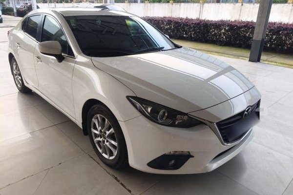 Mazda Mazda 3 Axela 2016, 107600 км, за 6466 USD