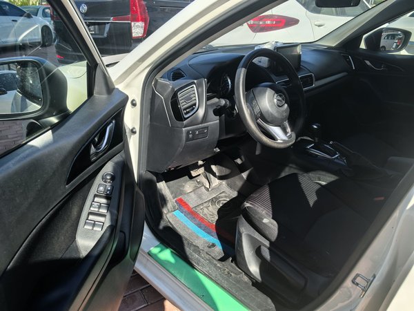 Mazda 3 Axela 2016, 181100 км, за 5941 USD - фото 15