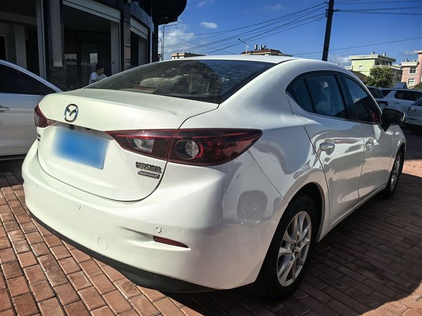 Mazda 3 Axela 2016, 181100 км, за 5941 USD - фото 6