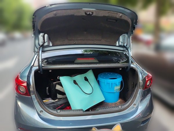 Mazda Mazda 3 Axela 2017, 101600 км, за 6856 USD - фото 20