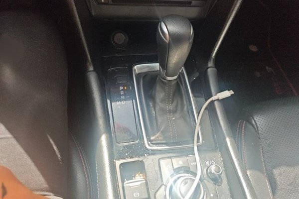 Mazda Mazda 3 Axela 2017, 98600 км, за 8790 USD - фото 13