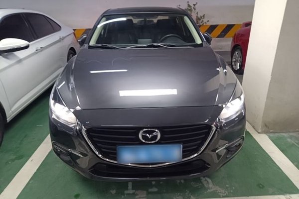 Mazda Mazda 3 Axela 2017, 106700 км, за 8452 USD
