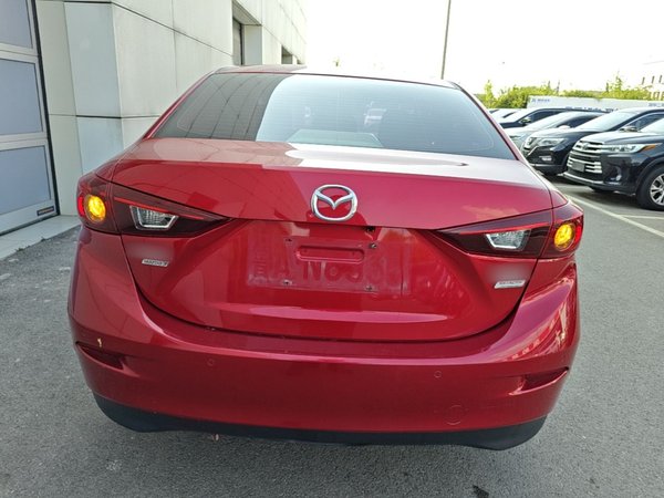 Mazda Mazda 3 Axela 2017, 121800 км, за 7353 USD