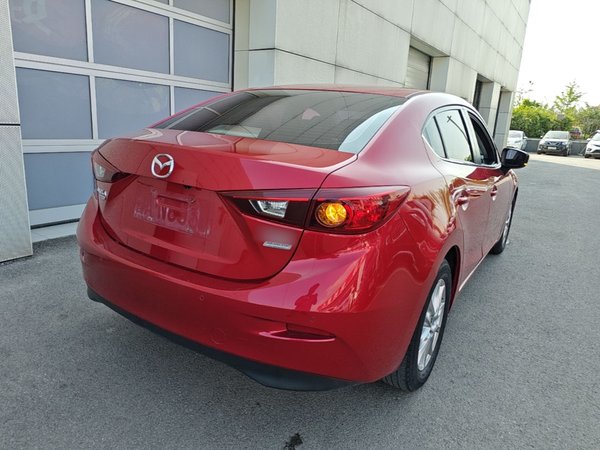 Mazda Mazda 3 Axela 2017, 121800 км, за 7353 USD - фото 6