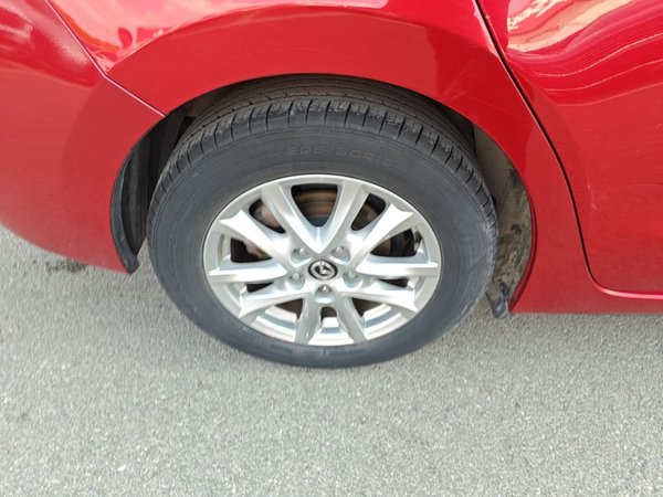 Mazda Mazda 3 Axela 2017, 121800 км, за 7353 USD - фото 10